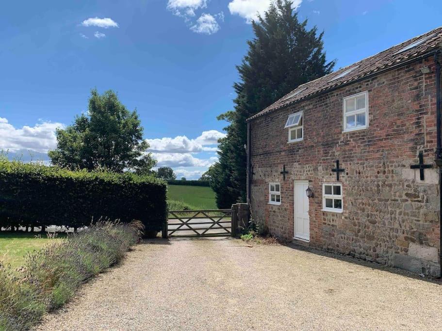 The Old Granary At Red House Farm Villa Ripon Kültér fotó